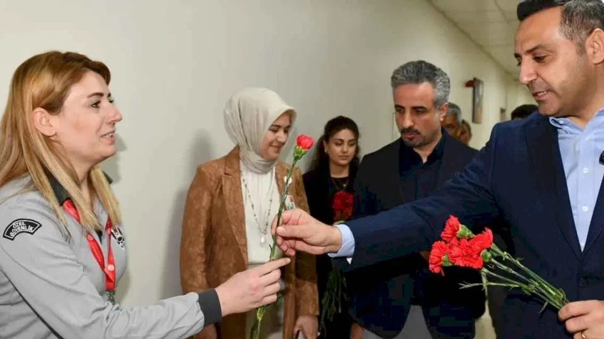 Başkan Yıldız’dan sağlık çalışanlarına tıp bayramı sürprizi