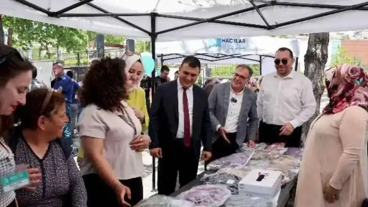Başkan Özdoğan: "Üreten kadınlarımızın her zaman yanındayız"