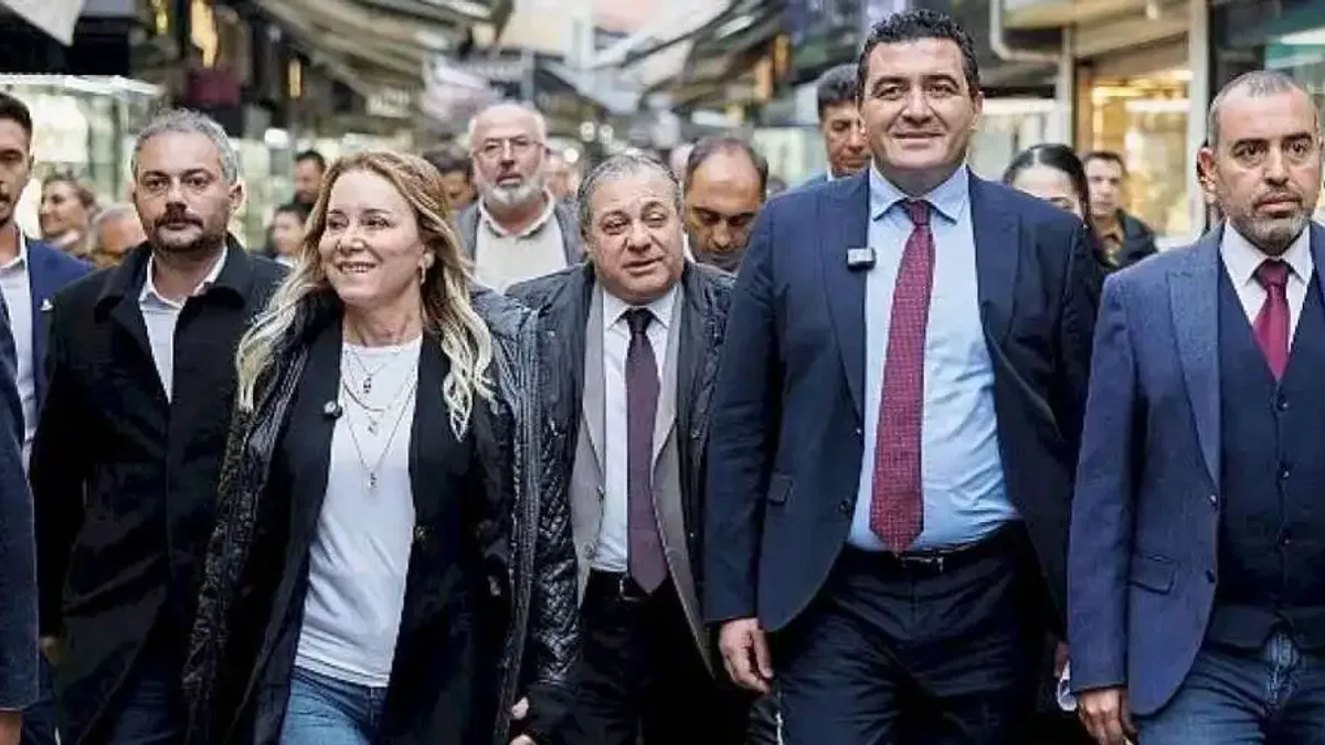 Karasu ve Mutlu sokakta halkın nabzını tuttu
