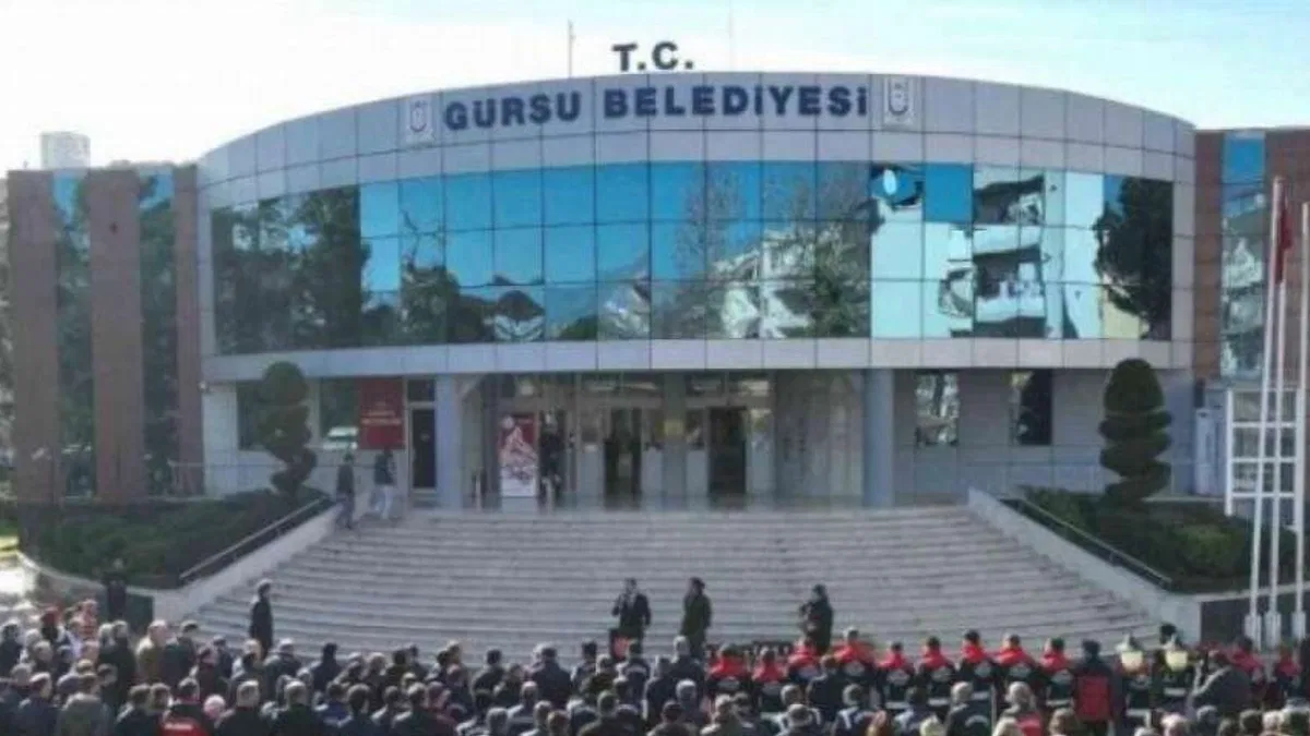 Bursa'da Gürsulular Belediye Başkanından memnun mu?