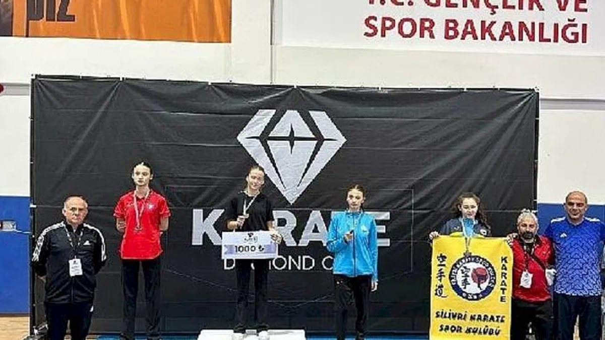 Nilüferli Karatecilerden 1 Altın 2 Bronz Madalya
