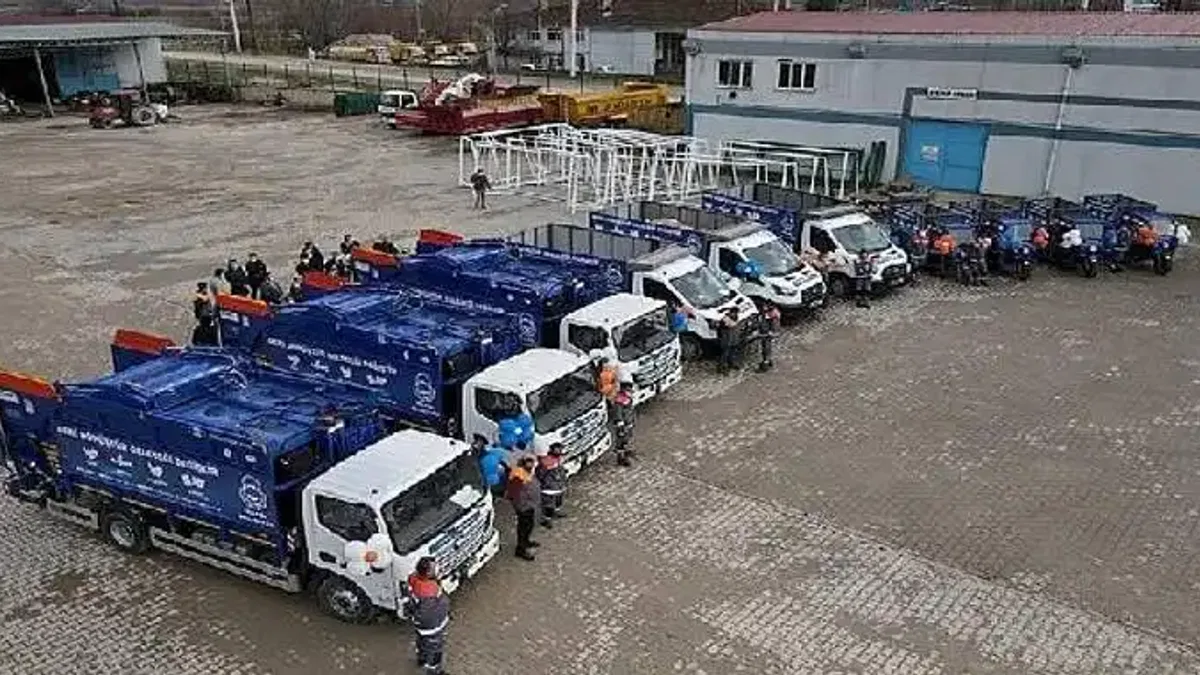 İnegöl'de Geri Dönüşüm, Kaynağında Ayrıştırılıyor