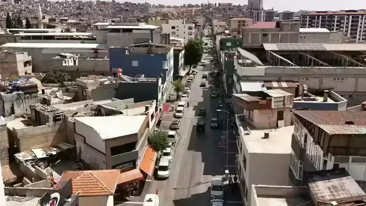 Gaziantep'te kentin ana caddelerine estetik dokunuş