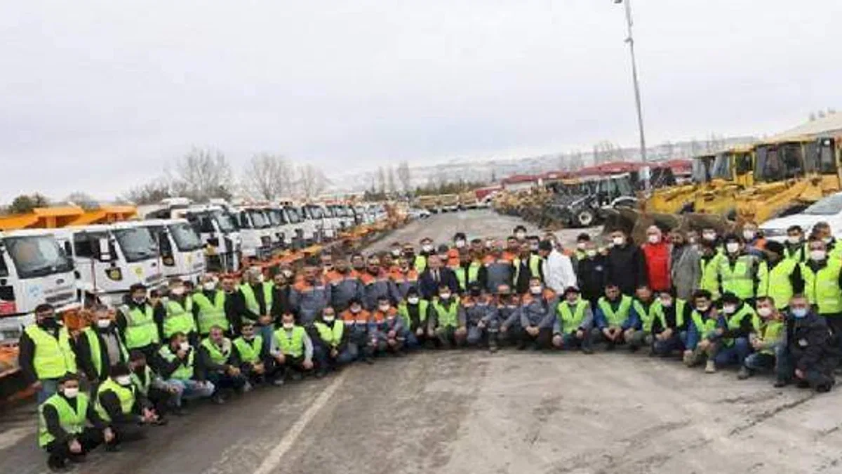 Kayseri Büyükşehir'den kar teyakkuzu