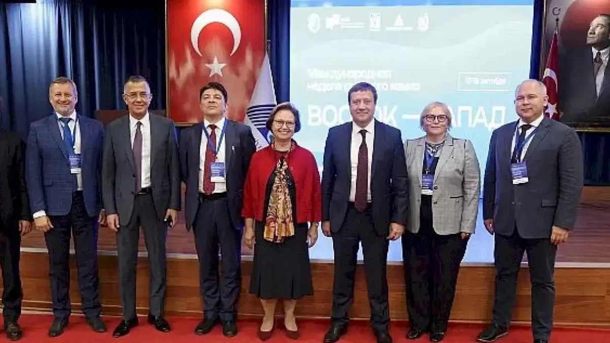 31 Ülkeden Rus Dili Uzmanları Yeditepe Üniversitesi'nde Bir Araya Geldi