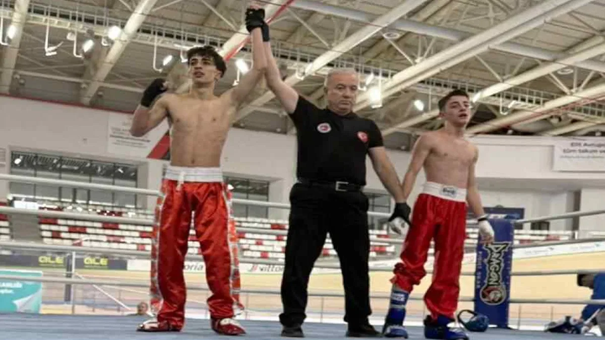 Konya Karataylı sporcular kick boksta gururlandırdı