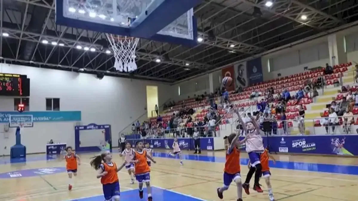 İBB Spor Okulları'nda yeni dönem başladı