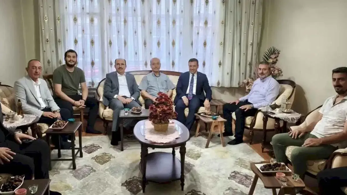 Başkan Altay'dan Konyalı hacılara ziyaret
