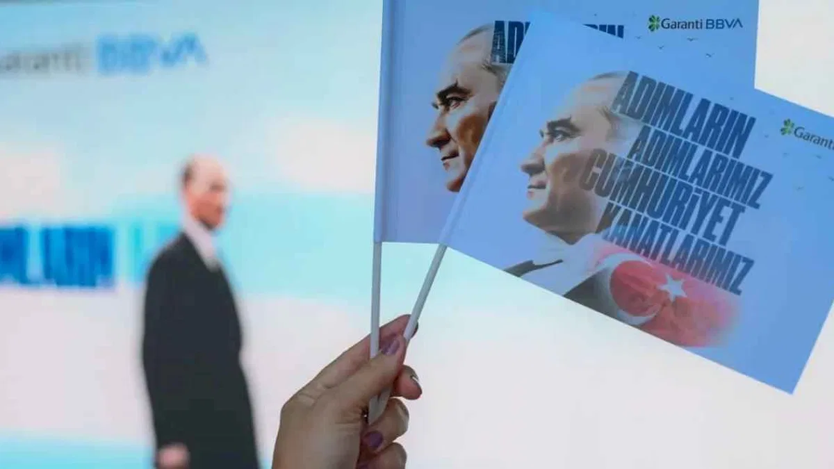 Garanti BBVA, Cumhuriyet’i “Adımların Adımlarımız, Cumhuriyet Kanatlarımız” Diyerek Kutluyor