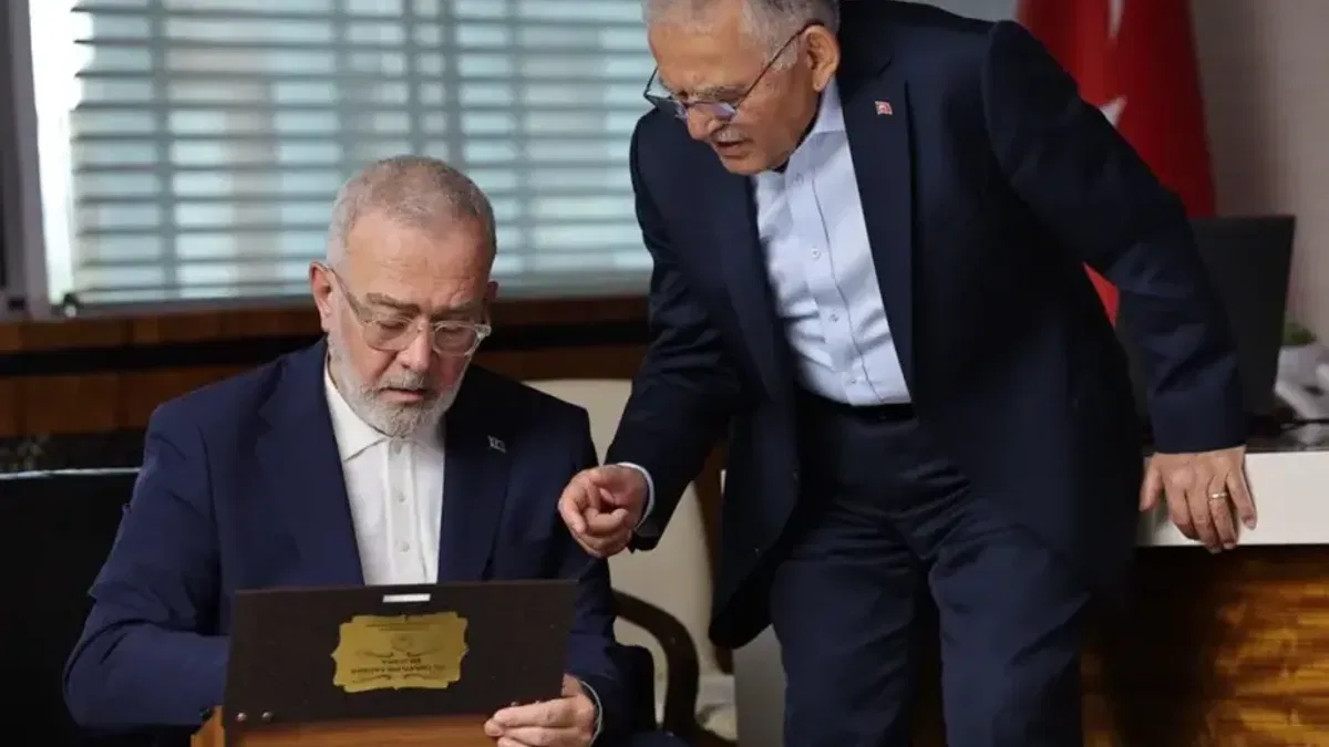 Memduh Büyükkılıç'a anlamlı ziyaret