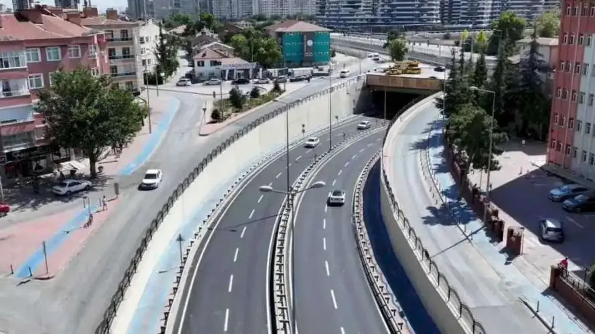 Konya’da Azerbaycan Alt Geçidi’nde asfalt yenilendi