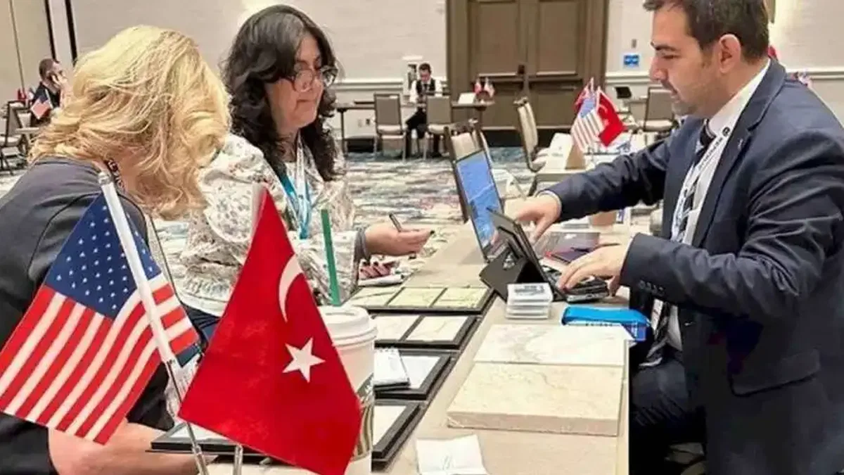 Türk doğal taş sektöründen Avrupa'da çifte mesai