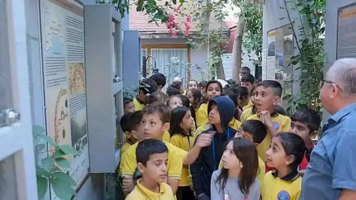 Öğrenciler Kültür Evi'ni gezdi