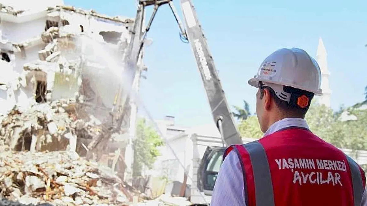 Başkan Çaykara: Avcılar'da Metruk Bina Kalmayacak!