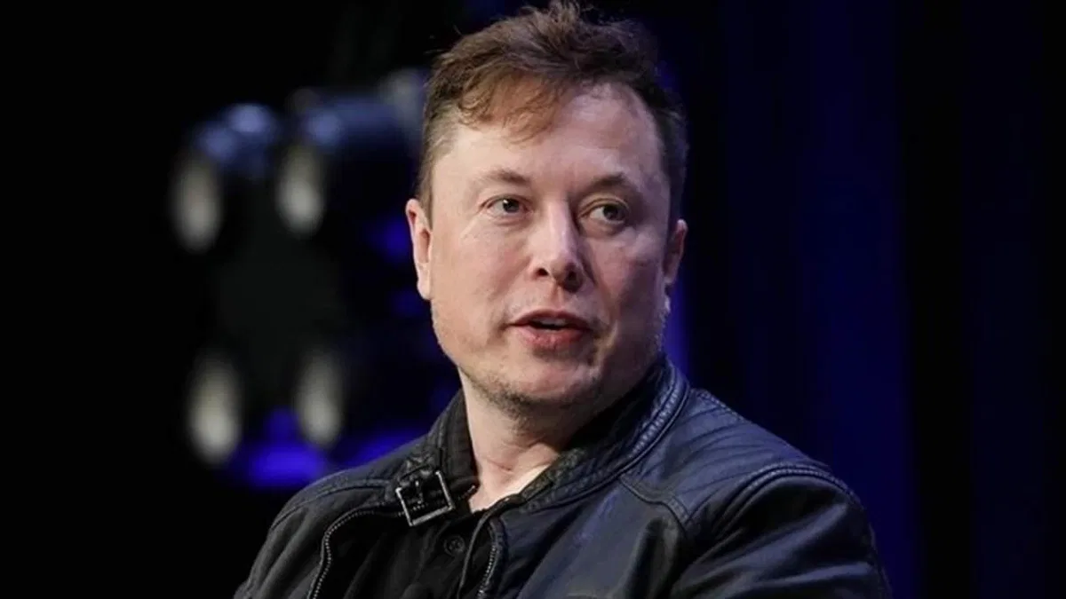 Elon Musk "zihnini buluta yüklediğini" söyledi
