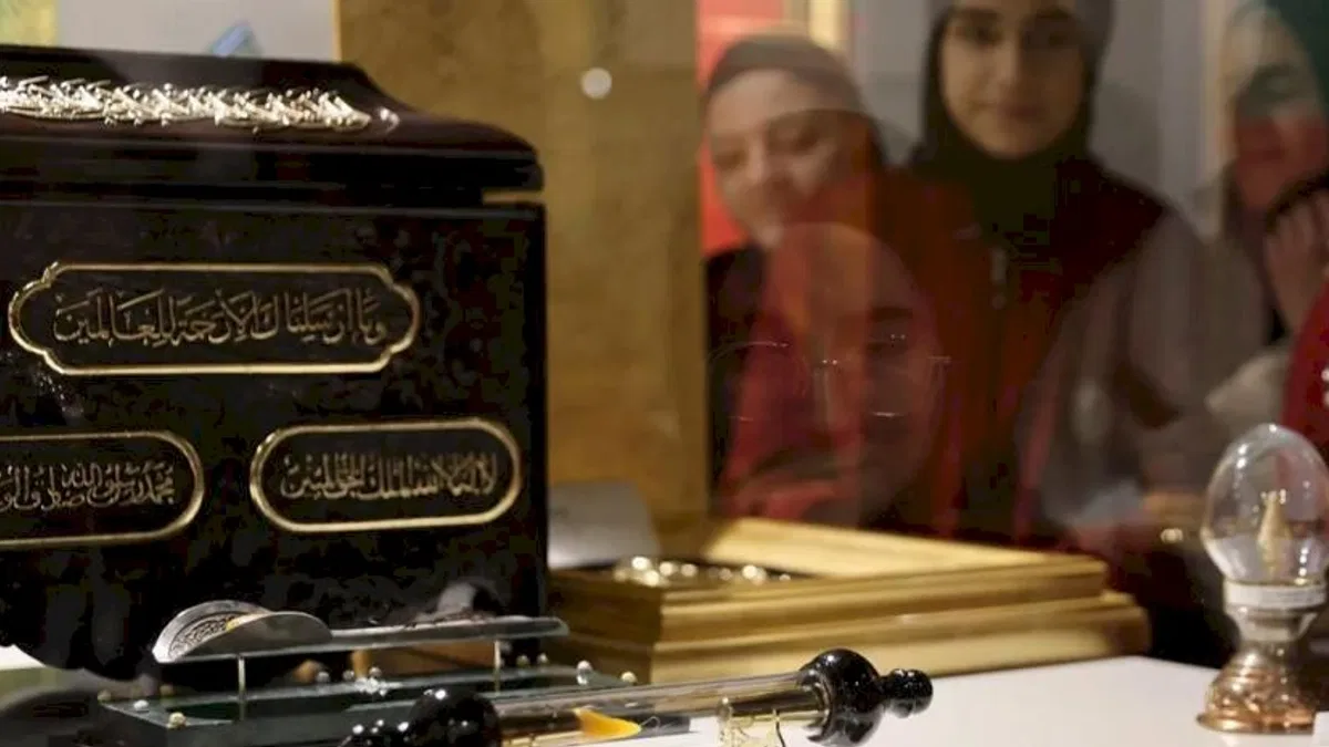 Mukaddes hatıralar Gaziantep’te vatandaşlarla buluşuyor