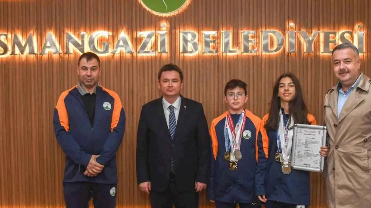 Osmangazili sporcular Bursa’ya Türkiye rekoru birincilik ve Avrupa derecesiyle döndü