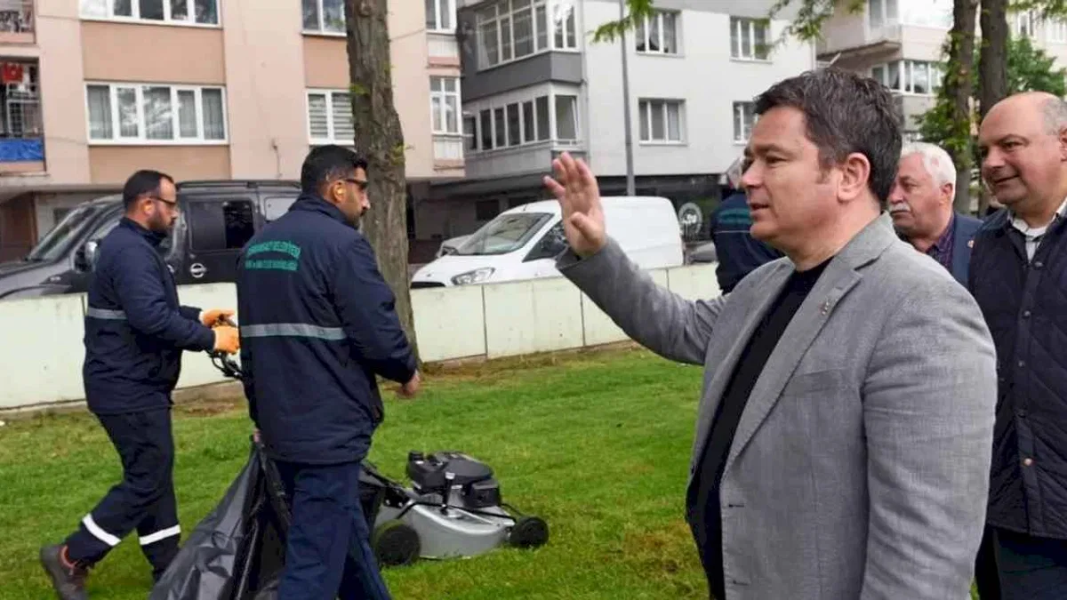 Başkan Erkan Aydın 1 Mayıs’ta emekçilerin yanında