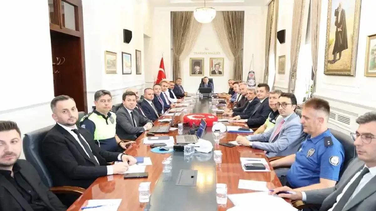 Trabzon’da ulaşım güvenliği masaya yatırıldı