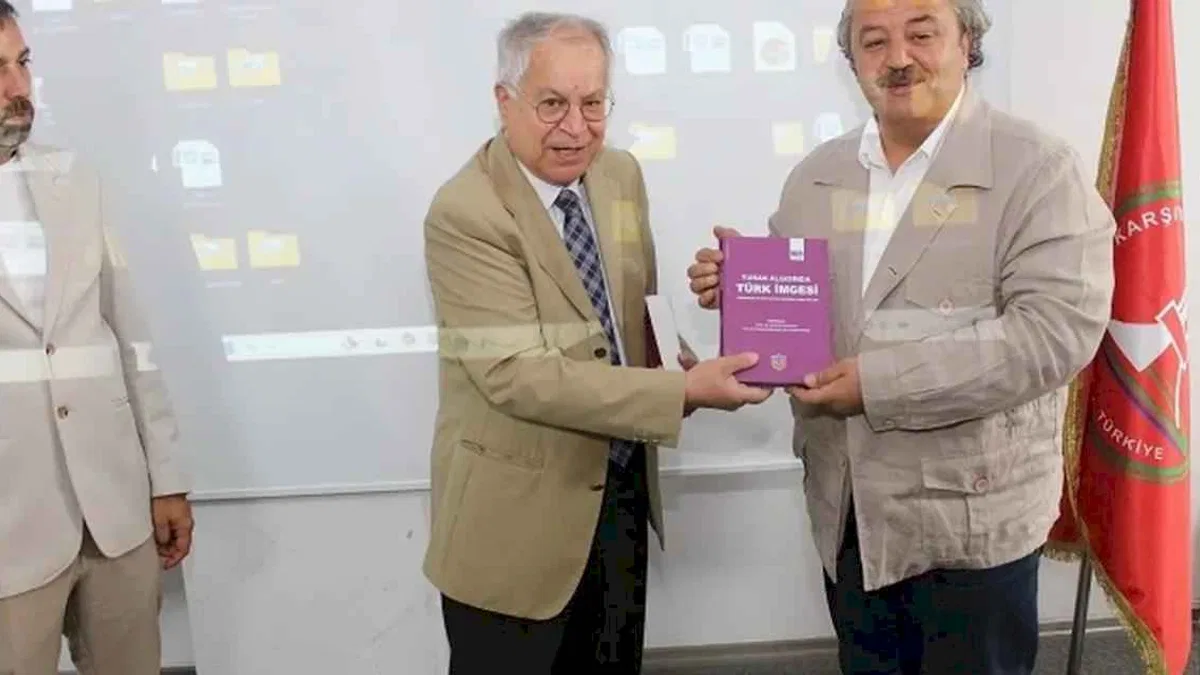 Balkanlar ve Rodos-İstanköy Türk Kültürü paneli Karşıyaka’da gerçekleşti