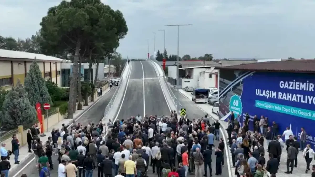 İzmir Gaziemir’e trafik nefesi