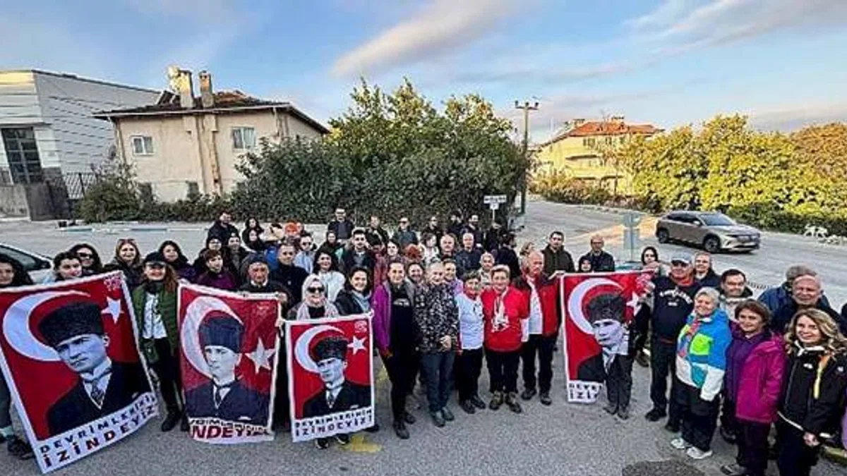 Mysia Yolları'nda Atatürk'ü anma yürüyüşü