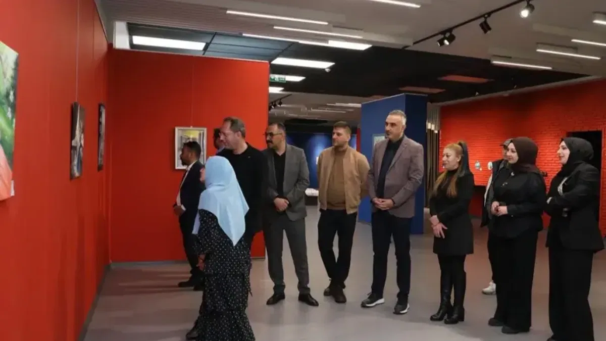 KAYMEK'ten 52 eserlik anlamlı kişisel sergi