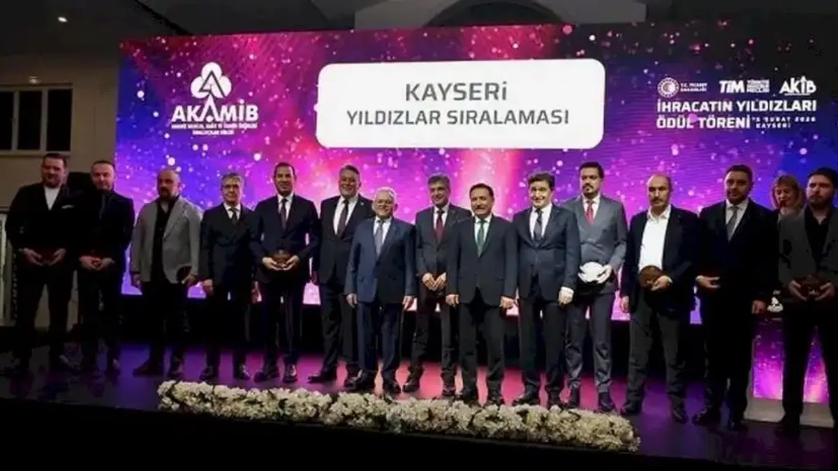 Kayseri'de İhracatın Yıldızları ödüllerine kavuştu