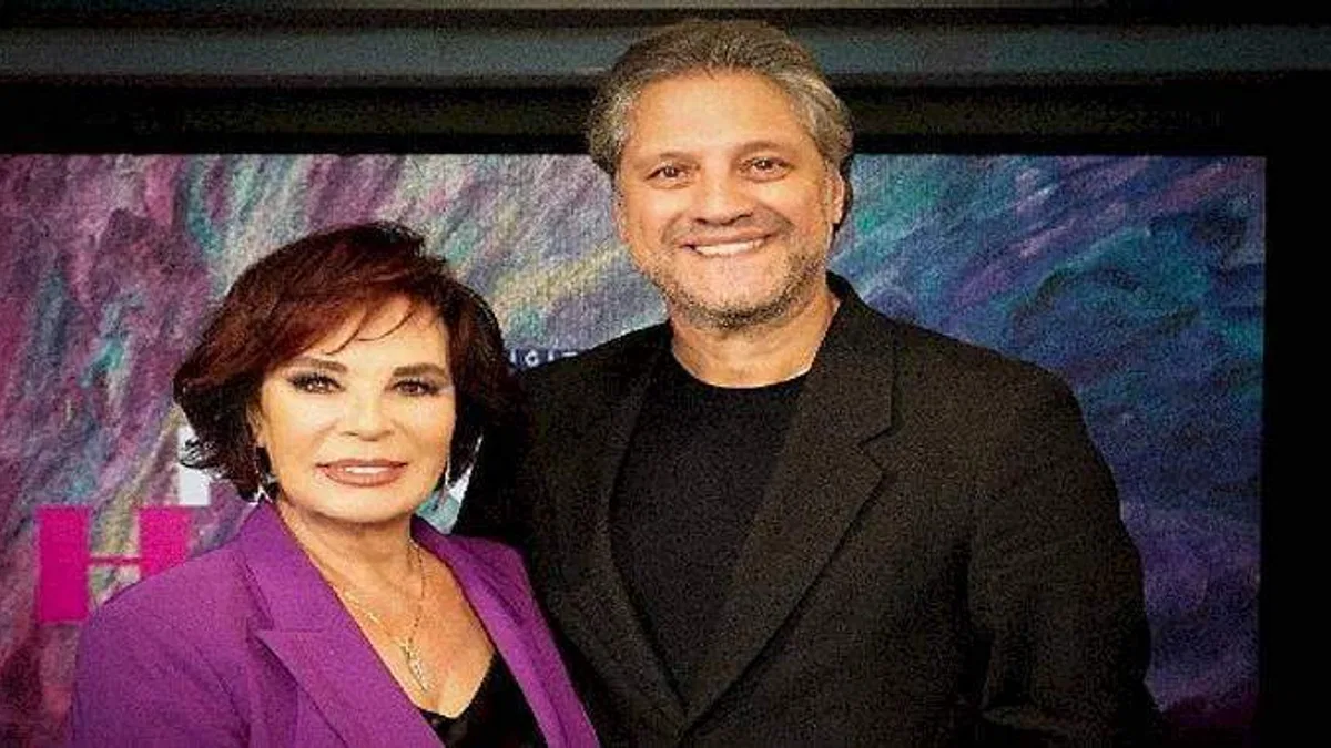 Hülya Koçyiğit Ragıp Savaş'ı konuk etti