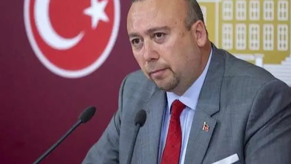 CHP Özkan Yalım'ı ihraç etti!
