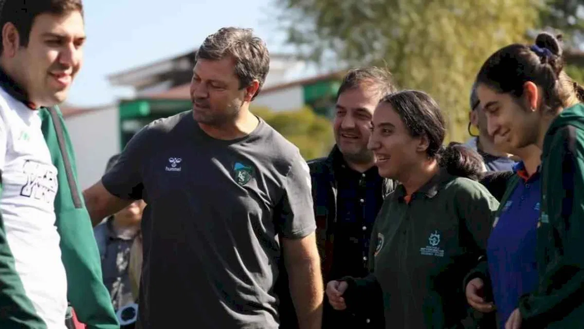 Özel çocuklardan Kocaelispor'a özel ziyaret