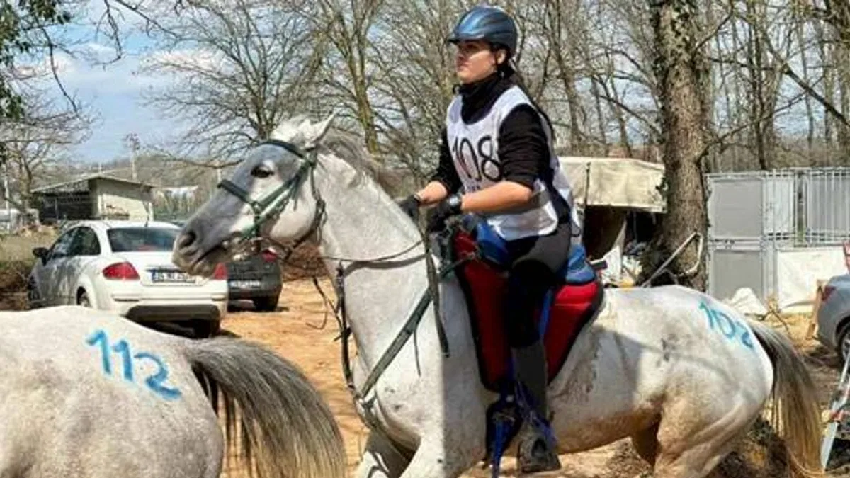 En dayanıklı atlar 120 km’lik parkurda yarıştı