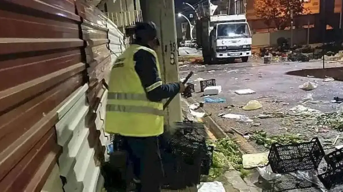 Dilovası'nda Semt Pazarları Hijyenik Hale Getiriliyor