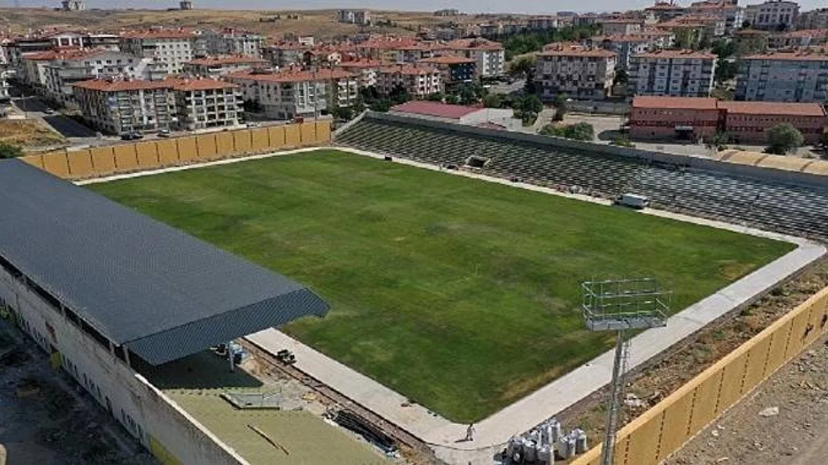 Bağlum Stadı Yenileniyor