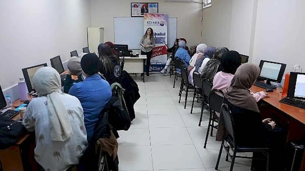 KO-MEK'ten "İş Arama Becerileri" eğitimi