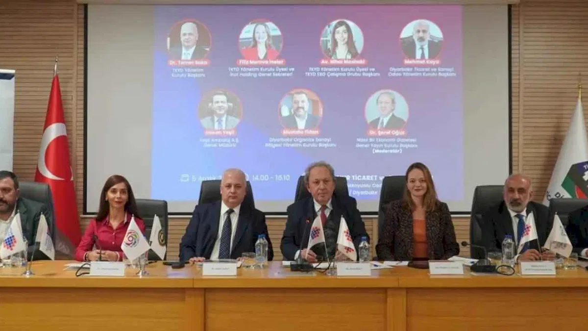 Anadolu Seminerleri Diyarbakır'da gerçekleşti