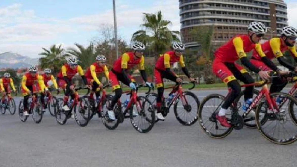 Bisiklet turizmde yukarı pedallayacak