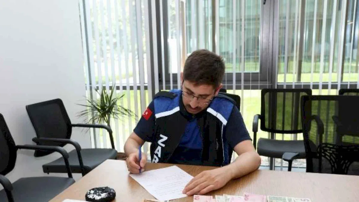 İnegöl'de taksici esnafından örnek davranış