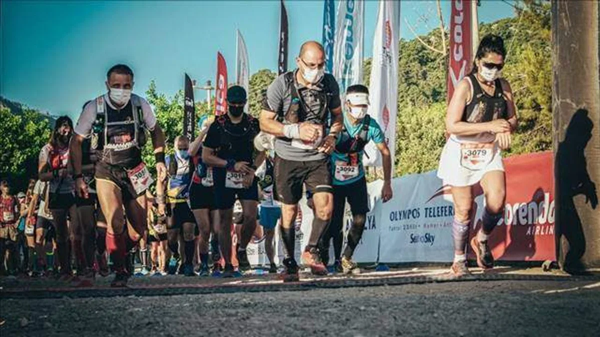 Antalya'da sporcular denizden zirveye koşacak