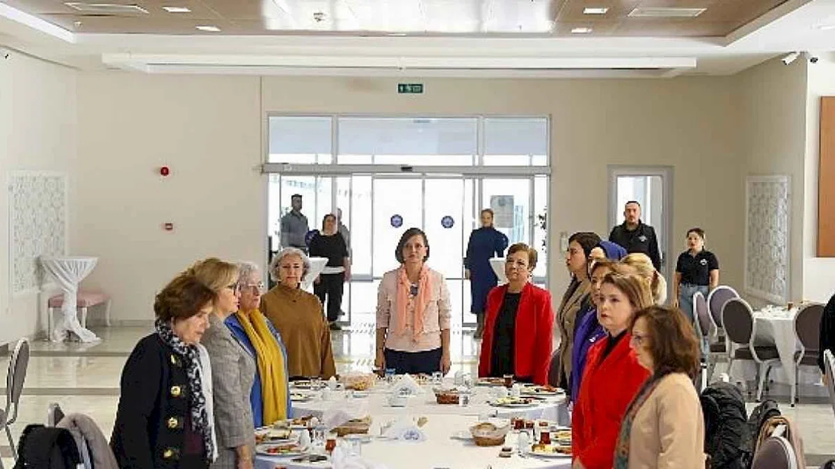 Seçilmiş Kadınlar 9. kez Karabağlar'da buluştu