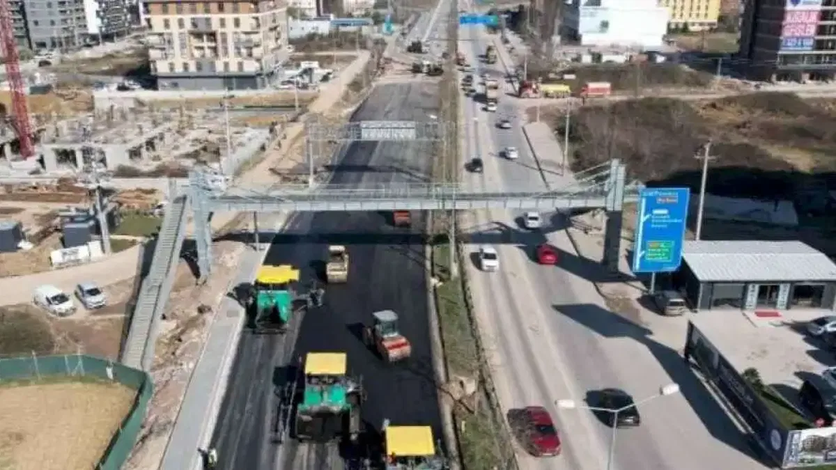 Yeşilova-Solaklar Kavşağı’nda çalışmalar sürüyor