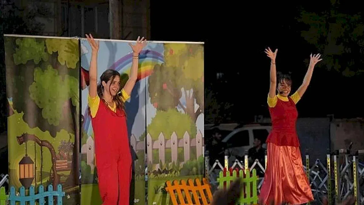 Torbalı Belediyesi'nden çocuklara tiyatro ziyafeti