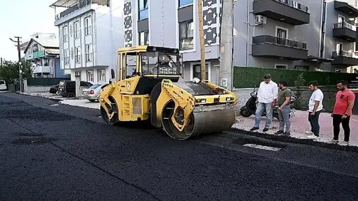 Kartepe'de tüm sokaklar asfaltlanıyor