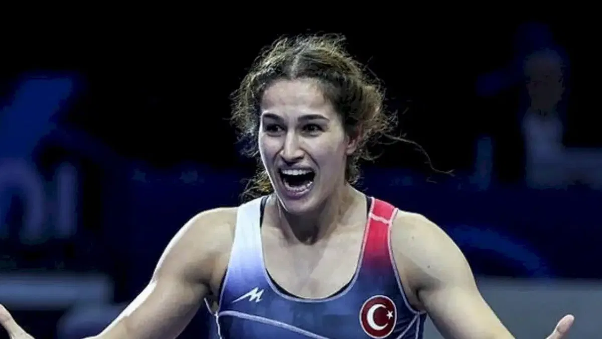 Buse Tosun Çavuşoğlu dünya şampiyonu oldu!