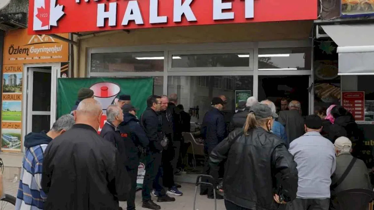 İzmit'te 'Halk Et'e bayram molası