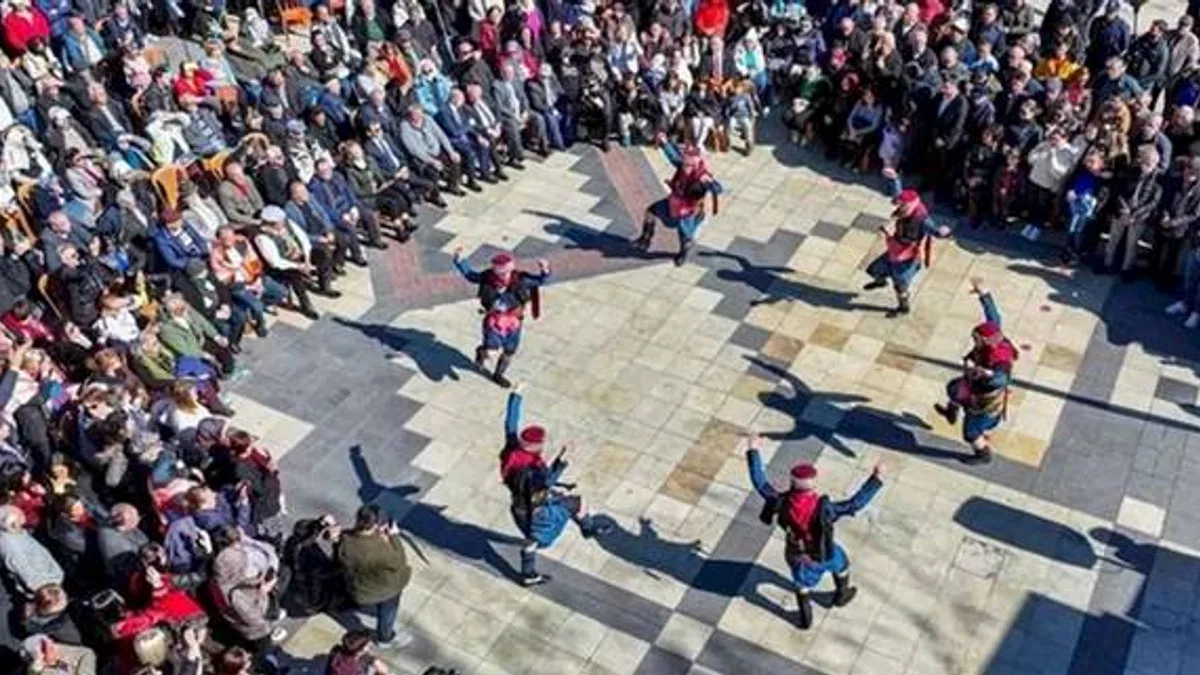 Denizli’de nevruz ateşi yandı