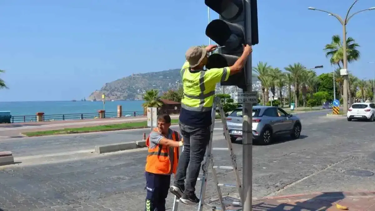Antalya’da trafik güvenliği için yenileme