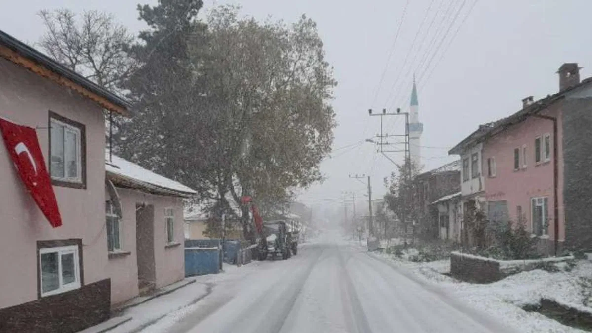 Bilecik ve ilçeleri beyaza büründü!