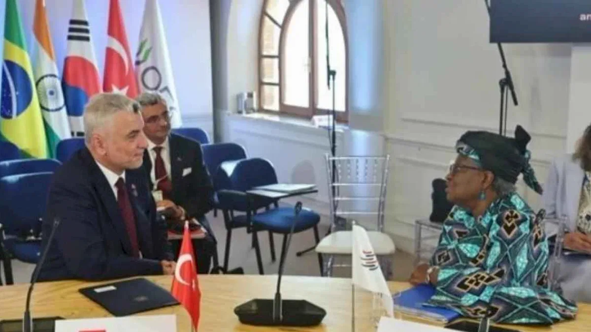 Bakan Bolat'tan yoğun diplomasi trafiği