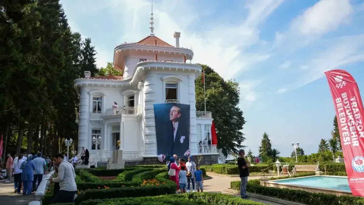 Trabzon’da gençlere tarihi ziyaret fırsatı